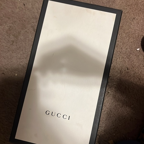 Gucci Sneakers - Picture 8 of 8